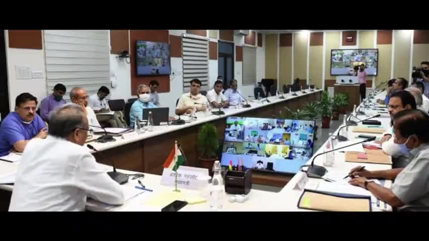 फलौदी: राजस्थान में गहलोत सरकार का गिरना तय पायलट का दावा 30 विधायक उन के सम्पर्क में #राजस्थान_सरकार #पायलट ﻿#rajsthani429857