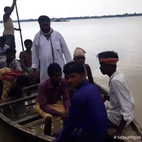 मधवापुर: जिला पार्षद ने मधवापुर का दौरा कर बाढ़ ग्रस्त इलाके का लिया जायजा, पीड़ितों से जाना हाल #जिला_पार्षद
