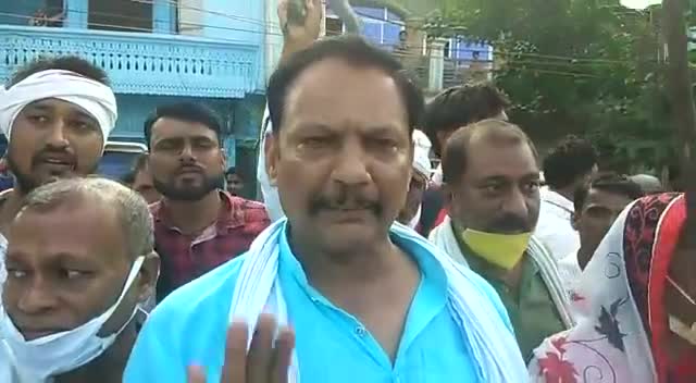 ग्वालियर गिर्द: पूर्व कांग्रेस नेता एवं वर्तमान भाजपा सरकार में मंत्री प्रदुमन लोधी का कांग्रेस कर रही है भयंकर विरोध #bjp #shivrajsing