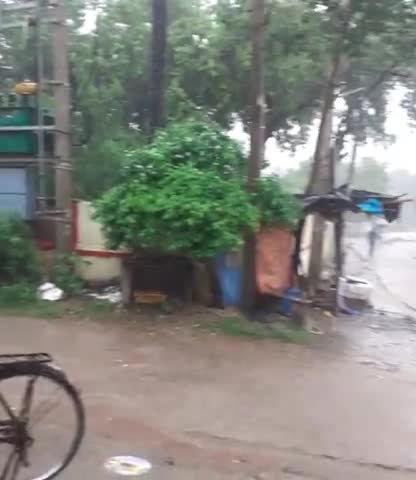 मखदुमपुर: #मखदुमपुर में मूसलाधार #बारिश