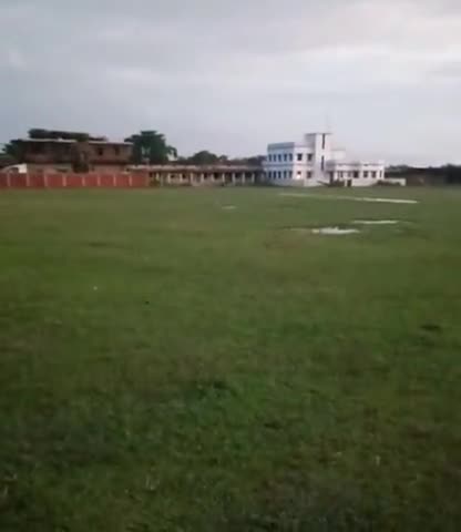 फारबिसगंज: Jogbani high school (Araria) #lock ka nazara almost purey sanata chaya hua h #Jogbani Araria #high school COVID-19