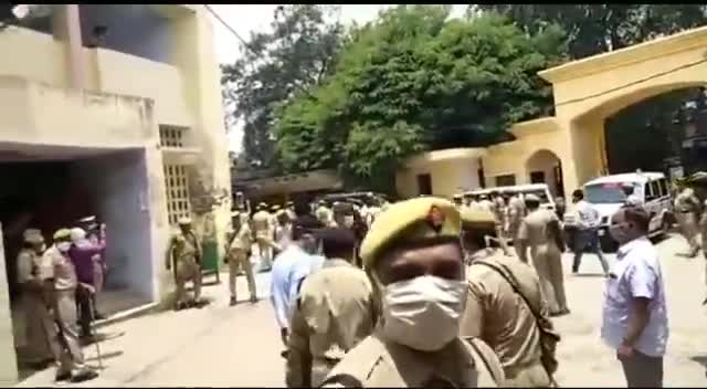 रामपुर: आजम खान द्वारा जयाप्रदा पर अभद्र टिप्पणी करने के मामले में कोर्ट ने रामपुर पुलिस से मांगे पूरे प्रपत्र #आजम_खान