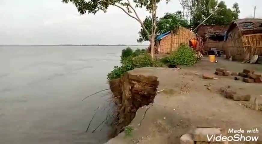 सिरौली गौसपुर: सरयू नदी का जलस्तर घटा, कहरनपुरवा गांव में कटान जारी #बाढ़ #कटान