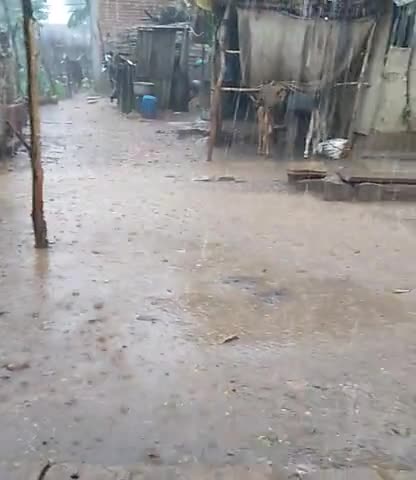 विजयपुर: विजयपुर तहसील के ग्राम हुल्लपुर में हुई बहुत झमाझम बारिश #jitendramorya #barish_news