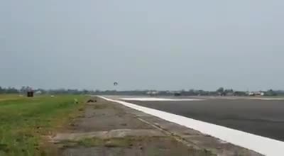दुश्मनों को करने फेल, आ गया है राफेल
#Touchdown😍 
#ThankYouPmModiForRafale🇮🇳
#Rafale #AaGayaRafale