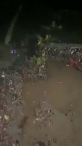 प्रधानमंत्री ग्रामीण सड़क एक साल भी नहीं टीका और रोड पूरी तरीके से टूट गया।#bihar_cm