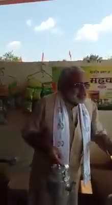 #मोदीनामा
डुप्लीकेट मोदी जी का बयान हो रहा है वायरल
https://youtu.be/jrJxFQnMWgI
