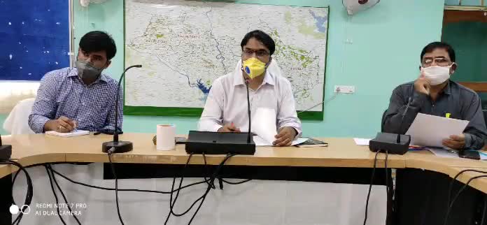 जामताड़ा: जामताड़ा उपायुक्त ने अनलॉक 3 को लेकर पदाधिकारियों के साथ की बैठक #उपायुक्त #अनलॉक_3