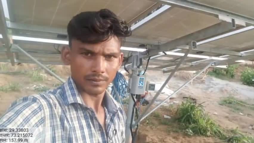 अनूपगढ़: 21SJM पंचायत के गांव 19SJM में किसान के खेत में सरकारी योजना के तहत गुरूवार को लगाया गया सौर ऊर्जा प्लांट #सोलर_प्लांट