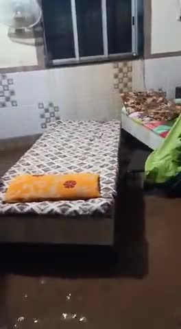 भीनमाल: मुम्बई में भारी बारिश लोगो को घरों में घुसा पानी #तूफान #मुम्बई