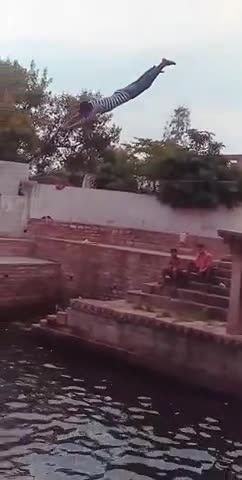 चंदेरी: Eco City in the world heritage #Chanderi pachmarhi well #swimming