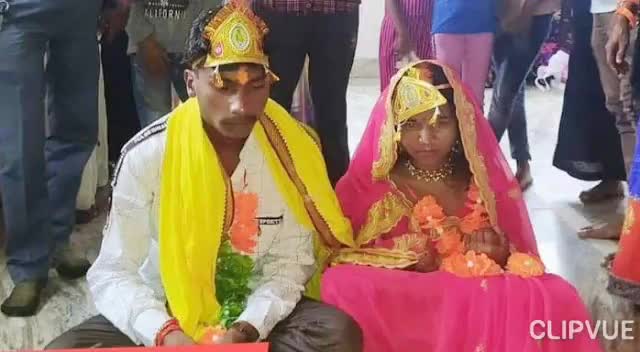 बेरमो: बोकारो थर्मल के पहाड़ी मन्दिर में पकड़े गये प्रेमी युगल का ग्रामीणों ने कराया विवाह #प्रेम_प्रसंग