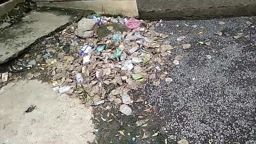 खातेगांव: कृषि उपज मंडी खातेगांव अब बनी शराब का अड्डा, मंडी अधिकारी नहीं दे रहे ध्यान #कृषि_मंडी #अपराध