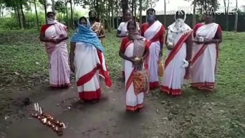 डुमरी: प्रखंड में सादगीपूर्ण तरीके से मनाया गया विश्व आदिवासी दिवस, महिलाओं ने सामूहिक रूप से जलाये दीप #आदिवासी_दिवस