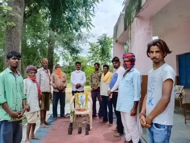 मावली: विश्व आदिवासी दिवस पर वाड़ा गांव में कार्यक्रम का हुआ आयोजन, पुष्पांजलि कर किया गया याद #आदिवासी_दिवस