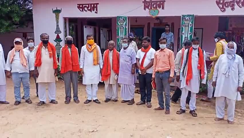 दुधि: #बभनी मण्डल प्रभारी दीपक गोंड़ ने किया 75 बूथों का #सत्यापन, भाजपा पदाधिकारी व कार्यकर्ता रहे मौजूद।
#भाजपा_सम्मेलन_बभनी