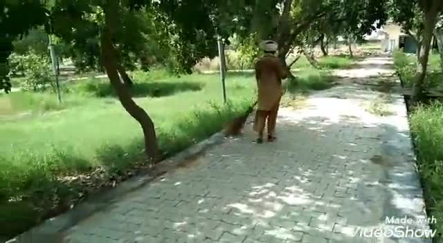 जुलाना: स्वतंत्रता दिवस के कार्यक्रम को लेकर पोली गांव में पंचायत ने कराई स्कूल की सफाई #ग्राम_पंचायत