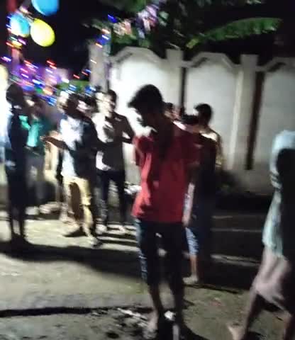 सादाबाद: सहपाऊ लोध‌ई मैं कृष्ण जन्माष्टमी की परंपरागत तरीके से निकाली गई झांकी सभी लोगों ने मनाया #कान्हा का जन्मदिन   ‌‌