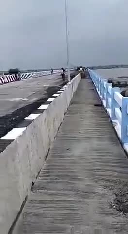 बांगरा घाट पुल का एप्रोच रोड हुआ ध्वस्त॥ #bridgecollapse #bihar_flood #biharcm #biharbridge #bihar_cm