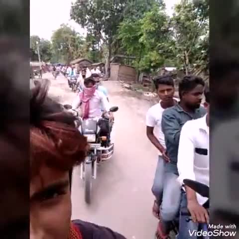 साहेबगंज: पुर्व विधायक राजू सिह जी ने किया मोटरसाइकिल से पूरे विधान सभा का दौरा  
#rajusingh
