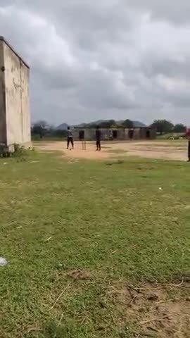 गावां: सांख बनाम बेन्ड्रो दोस्ताना मैच, बेन्ड्रो ने 9 रन से सांख को शिकस्त दी। 
#cricketnews #Bendro #Sankh #Ganwan #news18