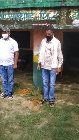 गोंडा: प्राथमिक विद्यालय सरकांड में ध्वजारोहण किया गया#prilaga #prilaga #follow4like #ilovemyfollowers #comment #followback