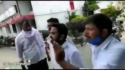#गुंजन_पटेल_को_रिहा_करो
जब जब नीतीश डरता है
पुलिस को आगे करता है