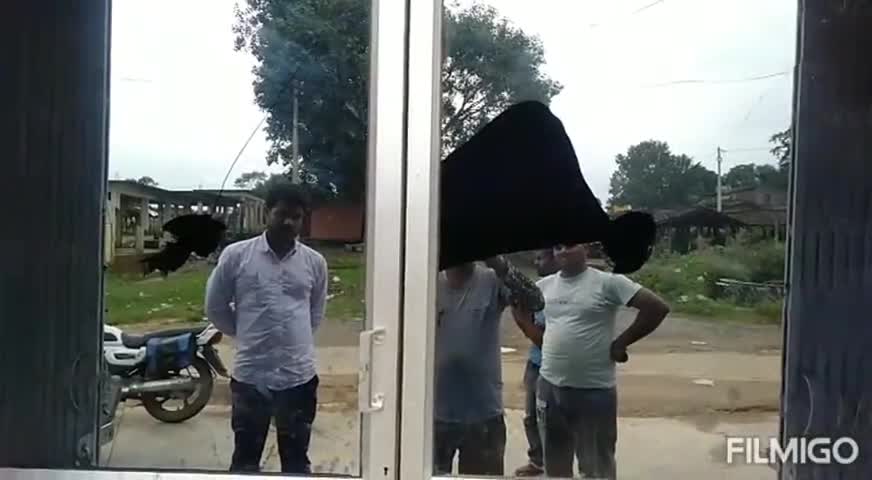 राजपुर: ग्राम पंचायत भदार में बैठक के दौरान महिला सचिव ने उपसरपंच को जड़ा थप्पड़, मामला दर्ज #सचिव #उपसरपंच