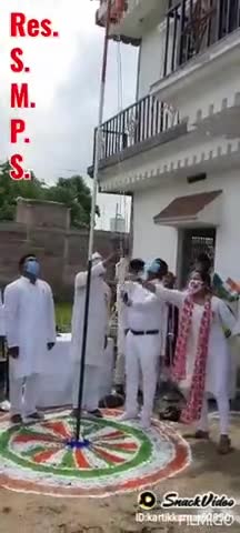 गया टाउन सीडी ब्लॉक: in the lockdown flag hosting by res s.m.p.s     apni parampara ko bachaye rakhe#kartik﻿#kumarambrish0175