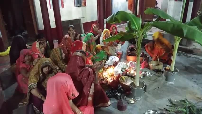 महिलाओं ने बहुत हर्ष उल्लास से किया तीज हरतालिका का व्रत। #publicverified #publicnewsap #indianhealth #anurag