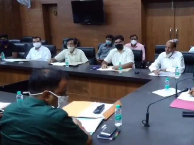 कमिश्नर दीपक अग्रवाल ने की बनारस में चल रहे बड़े प्रोजेक्‍ट्स की समीक्षा, दि‍संबर 2021 तक की दी डेडलाइन #कमिश्नर