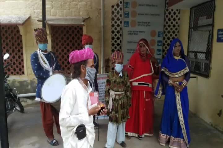 नागौर: नागौर के निकटवर्ती गांव अलाय, गोगेलाव, सिंगड़ सहित जगहों पर नुक्कड़ नाटक कर दिया गया एड्स से बचाव का संदेश #hiv