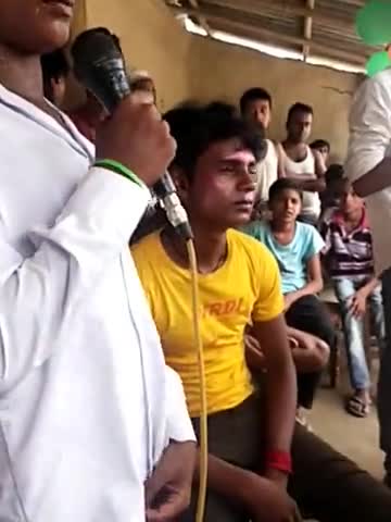 15 अगस्त के मौके पर बच्चो में हर्ष को प्रोत्साहित किया। 
सभी को बधाई।

#mdanwar #khabdah #rahimpurkhabdah #narpatganj