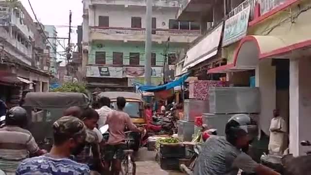 नवगछिया: अनंत चतुर्दशी पर्व को लेकर नवगछिया बाजार में दिन भर लगा रहा जाम, देर रात तक बिकते रहे अनंत
#अनंत_चतुर्दशी