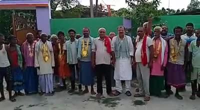 मधेपुरा: राजद जिलाध्यक्ष #जयकांत_यादव के नेतृत्व में आज घैलाढ प्रखंड के #बासुदेवा_गांव के दर्जनों से अधिक लोग राजद में शामिल हुए