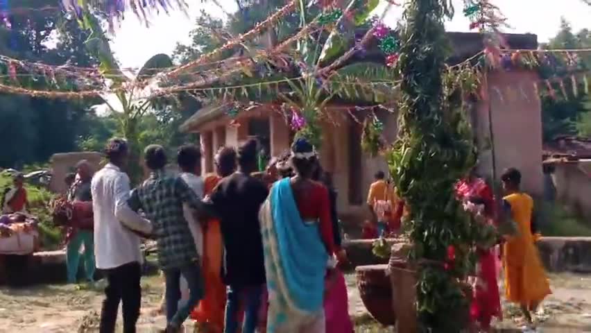 गुमला: #घाघरा प्रखंड के इलाका में बहुत ही घूम धाम से मनाया गया करमा