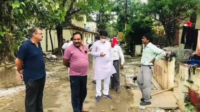 बलौदा: पूर्व विधायक चुन्नी लाल साहू ने बाढ़ प्रभावित क्षेत्र आरसमेटा, परसदा प्लांट की कॉलोनी का किया निरीक्षण #पूर्व_विधायक