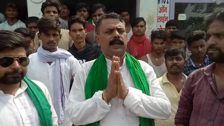 31 #हरलाखी #विधानसभा
आज सलाह पंचायत के अधवारी गाँव  में जनसंपर्क अभियान ,
भावी राजद प्रत्याशी #विजय #मार्शल जी,
तेज रफ्त