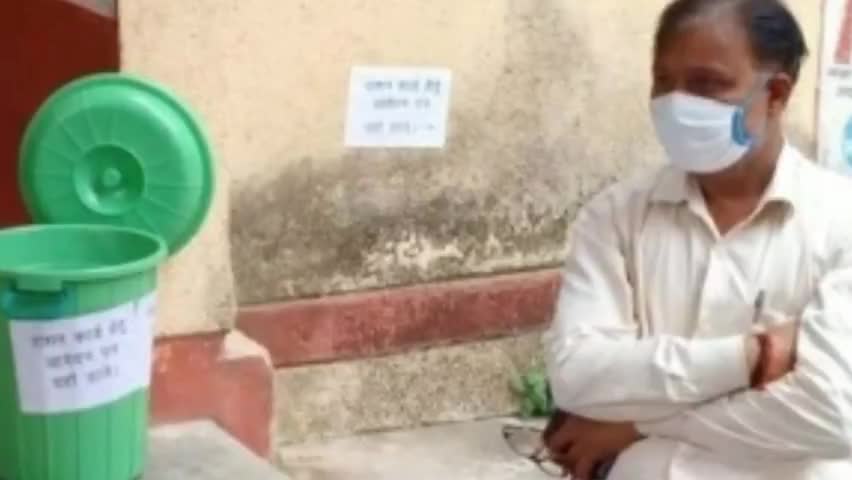 सिल्ली: सिल्ली मुरी झालदा नगर पलिका चेयरमैन ने झालदा शहर में बांटीं 5030 प्लास्टिक की बाल्टियां #नगर_पालिका #वितरण