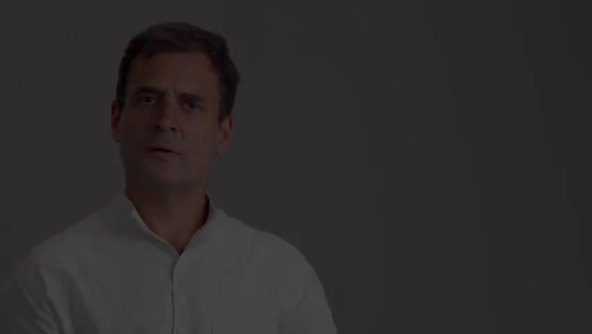 अचानक किया गया लॉकडाउन असंगठित वर्ग के लिए मृत्युदंड जैसा साबित हुआ।
#RahulGandhiSpeaksOnEconomy 

#DCCBasti