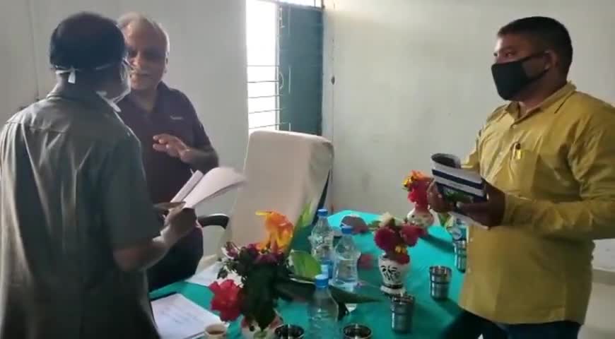 सामरी कुसमी: स्कूल शिक्षा विभाग के प्रमुख सचिव को कुसमी में अतिथि शिक्षकों तथा विद्यामितानिन संघ ने सौंपा ज्ञापन #प्रमुख_सचिव