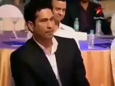 गुड़ामालानी: #वीरू_पाजी ने शाहरूक खान की भयानक बेइज्जती कर दी ...वो भी उसके पोट्टिस्तानी दोस्तों के सामने ﻿#cricket #ipl13 #virat