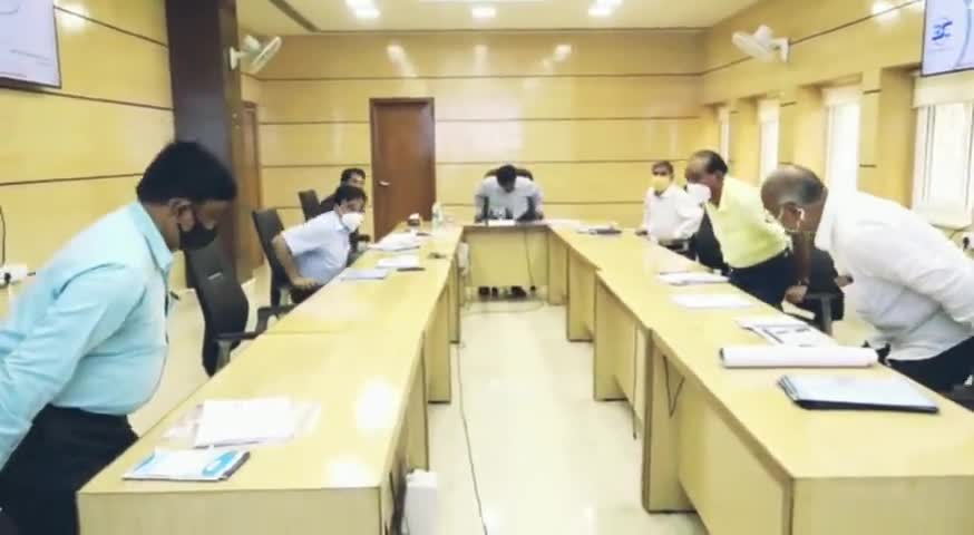 नामकुम: सीएम हेमन्त सोरेन ने स्मार्ट सिटी मिशन के तहत केंद्र और राज्य मद से व्यय किए गए राशि की समीक्षा की #हेमन्त_सोरेन