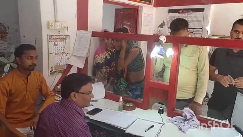 मैनपुरी: कुरावली के गल्ला मंडी उपडाकघर में लॉग-इन-डे के अवसर पर खोले गए आईपीपीबी के खाते #उपडाकघर