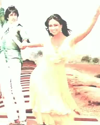 मल्हारगढ़: #बॉलीवुड #coolie #अमिताभबच्चन #ratiagnihotri #वायरल #viral #flashbackfriday #amitabhbachchan #uttarpradesh #india