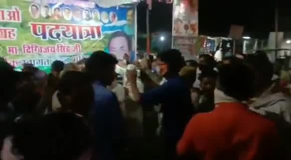 इंदरगढ़: इंदरगढ़ नगर में कांग्रेसियों ने किया पूर्व मुख्यमंत्री दिग्विजय सिंह का जगह-जगह स्वागत #कांग्रेस #पूर्व_मुख्यमंत्री