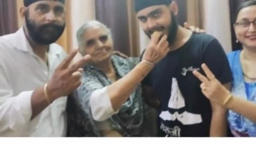 राठ: जेईई मेन्स परीक्षा में राठ क्षेत्र के 10 छात्रों ने लहराया सफलता का परचम, परिजन खुश #जेईई