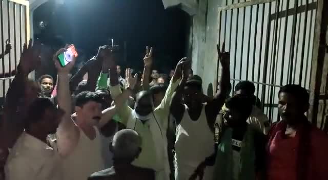 बखरी: विधायक बखरी बेगूसराय उपेंद्र   पासवान अपने विधानसभा दौरा। #bakhari  #begusarai  #bela  #bahuarra  #chamarahi #parihara