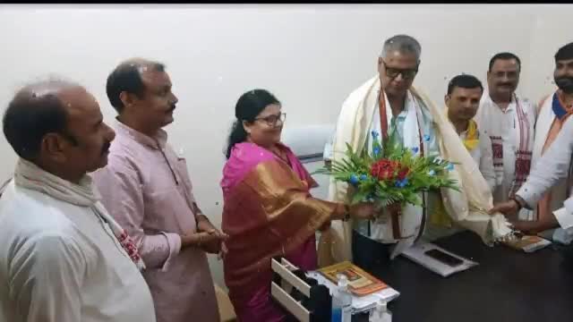 नवगछिया: नवगछिया दौरे पर आए भाजपा के प्रदेश महामंत्री सुशील चौधरी का भाजपा नेताओं ने किया स्वागत #बीजेपी #महामंत्री