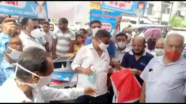 सहारनपुर: रोटरी क्लब द्वारा श्री राम चौक से निकाली गई कोविड-19 के प्रति जागरूकता रैली, महापौर द्वारा किया गया उद्घाटन #रोटरी_क्लब